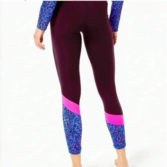 Lilly Pulitzer Luxletic Weekender High rise legging Cherry Ganache- size small - Picture 2 of 10